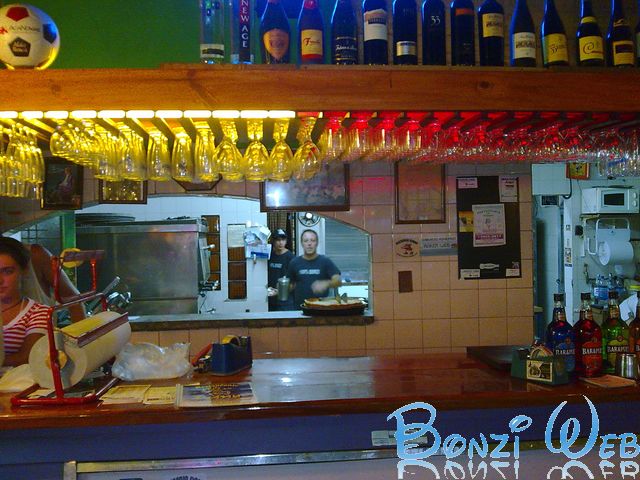 Restaurante de Pizzas Dany - Bonzi Web