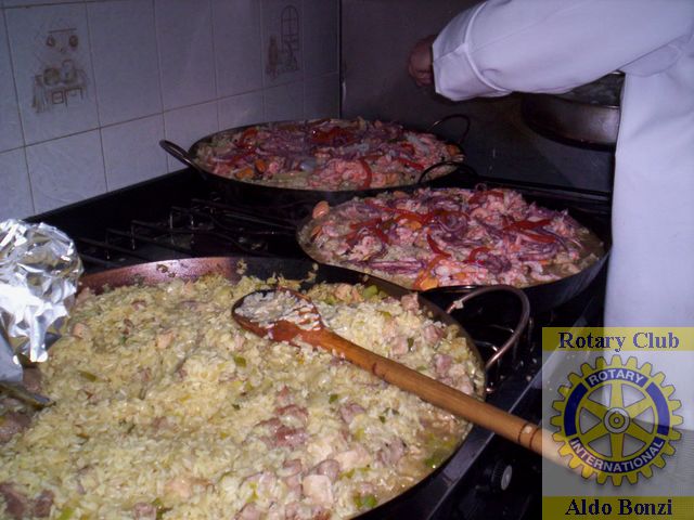 Paella Octubre 2009 - Rotary Club de Aldo Bonzi